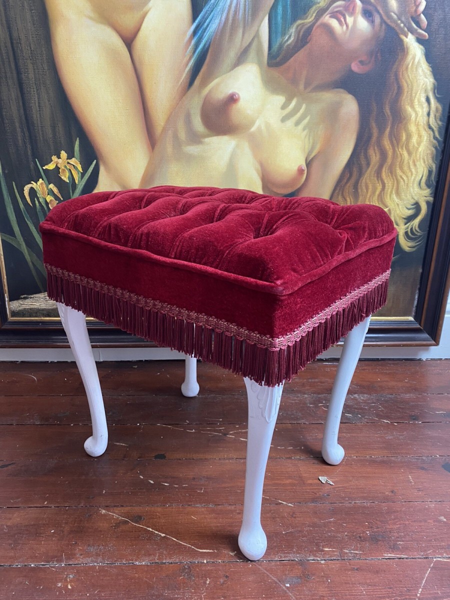 Vintage Hollywood Glamour Red Velvet Deep Buttoned Boudoir Stool