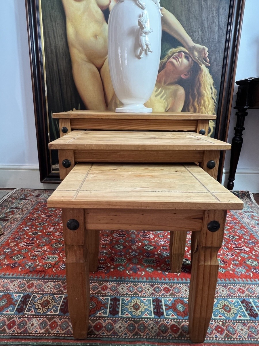 Country Pine Trio Of Nesting Tables