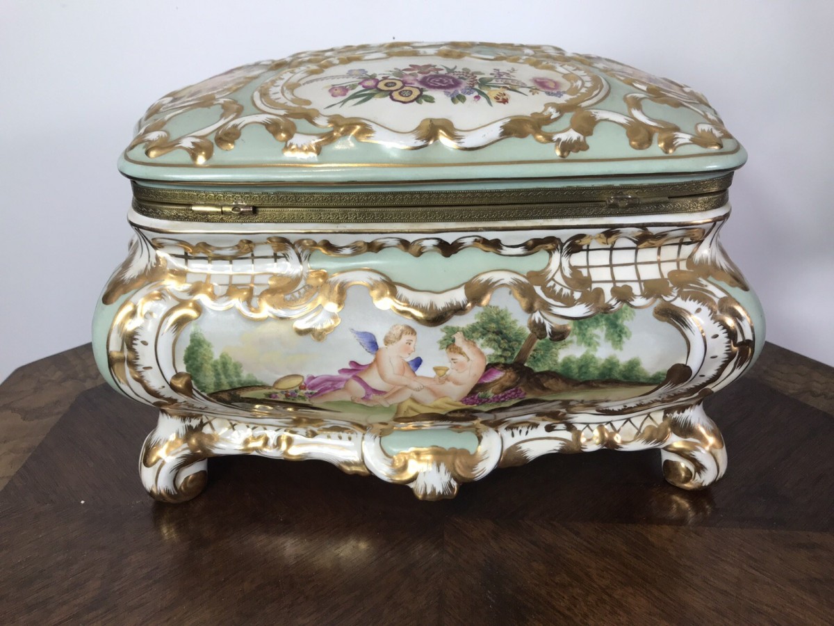 Stunning Object Of Virtue Marie Antoinette Sevres Style Porcelain Trinket Casket