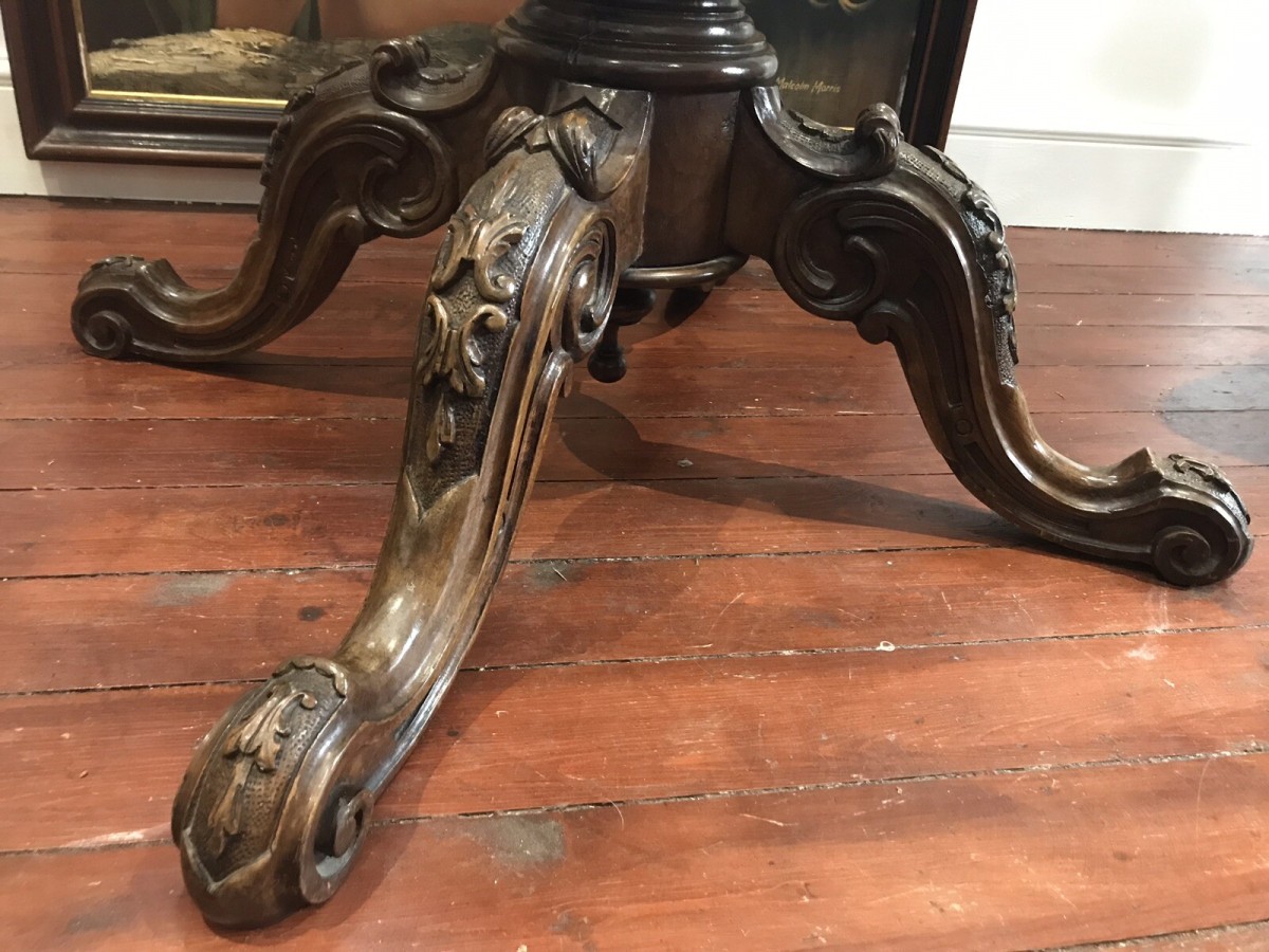19th Century Victorian Kingwood Fine Marquetry Centre Table/ Dining Table