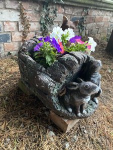 Charming Vintage Rabbits Ornate Barrel Planter. Lovely Old Barrel Shaped Planter Hans Painted With Two Sitting Rabbits And Ivy Decoration. Deep Square Trough For Plants And Foliage. Lovely Condition Vintage Piece Composition- Reconstituted Stone Dimensions In Inches Height Width Depth