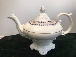 Fine Ornate Porcelain Napoleonic’Limoges’ France Floral Decoration And Gilt Work Teapot Bullet Shaped Teapot With Pineapple Lid Motif Ornate Handle, Cartouche Spout And Base With Ornate Floral Artwork Gilt Bands And Deep Blue Floral Decoration Around The Top Condition - Excellent No Damage There Are Some Signs Of Wear On Gilt Work Due To Age Dimensions In Inches Height 8” Width 11”
