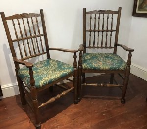 Fine Pair Victorian Spindle Back Country Armchairs Rare Clun Armchairs With Turned Stretchers And Pad Feet Made By A Carpenter In Clun Shropshire Circa 1880 High Quality Turned Spindles Aka Arrow-backs With Comfortable Lift Up Seats Very Solid High Quality Chairs And Very Ornate With Sweeping Arms 12 Spindles Set In The Back Of The Chairs Weighs Approx 30kg Each Chair Dimensions In Inches Height 42.5” Seat Height 19” Width 23” Depth 19”