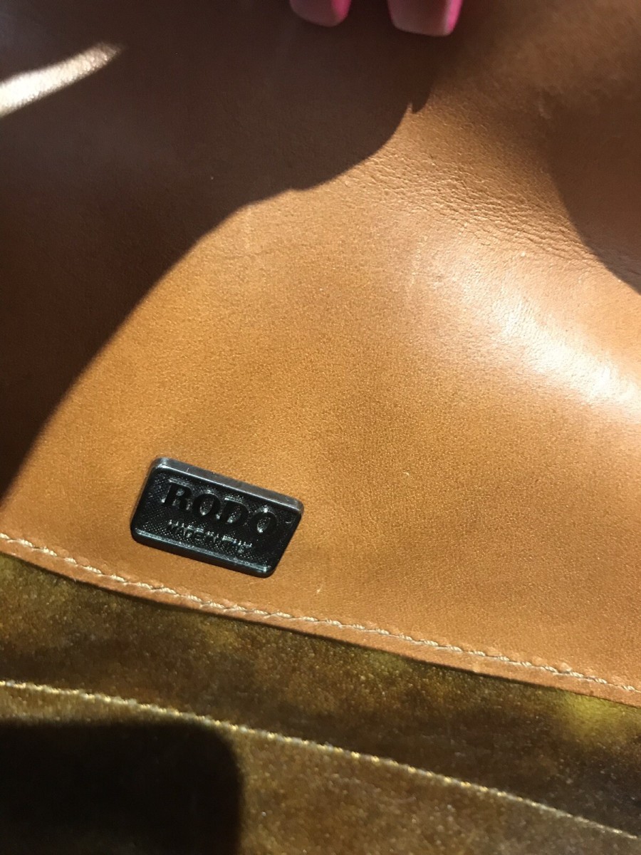 Stunning Rodo Italian Designer Scalloped Edge Tan Leather Pom Pom Handbag