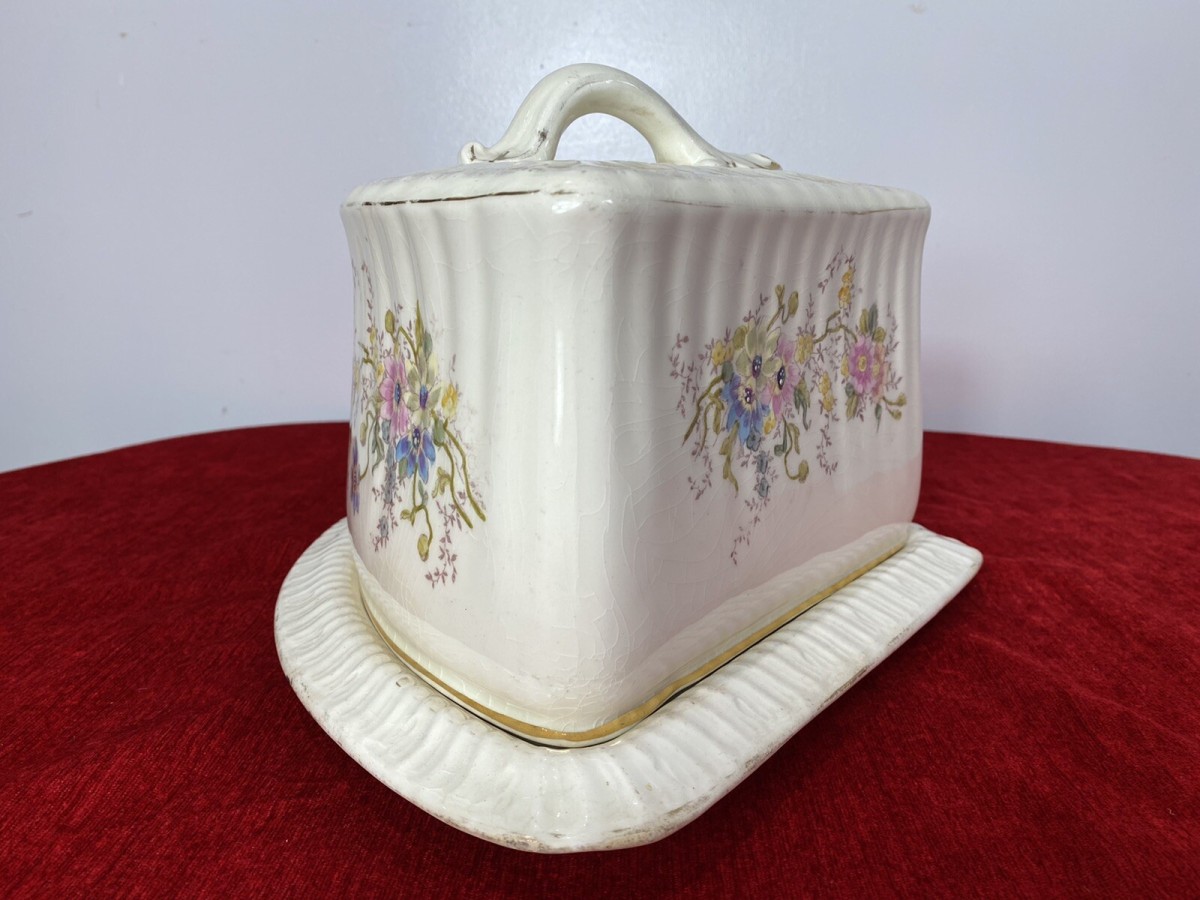 Victorian Royal Dolton Triangular Cheese Wheel Comport Dish & Cover