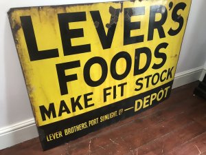 Large Antique LEVER FOODS PORT SUNLIGHT Yellow Enamel And Tin Plate Advertising Sign Advertising Sign Of England’s Most Renowned Soap Magnet Founder Viscount William Hesketh Lever The Founding Father Of Leverhulme Soap Empire Still Trading Today This Is One Of The First Advertising Signs For Lever Foods Dated Circa 1903 Port Sunlight Ltd The Beginning Of A Legend Merseyside Philanthropist, Industrialist And Art Collector Lever Brothers The Advertising Sign Is In Original Condition With Original Age A Authentic Rare Collectors Piece Former Lever Brothers Dimensions In Inches Height 36” Width 48” Approx Weight 40kg