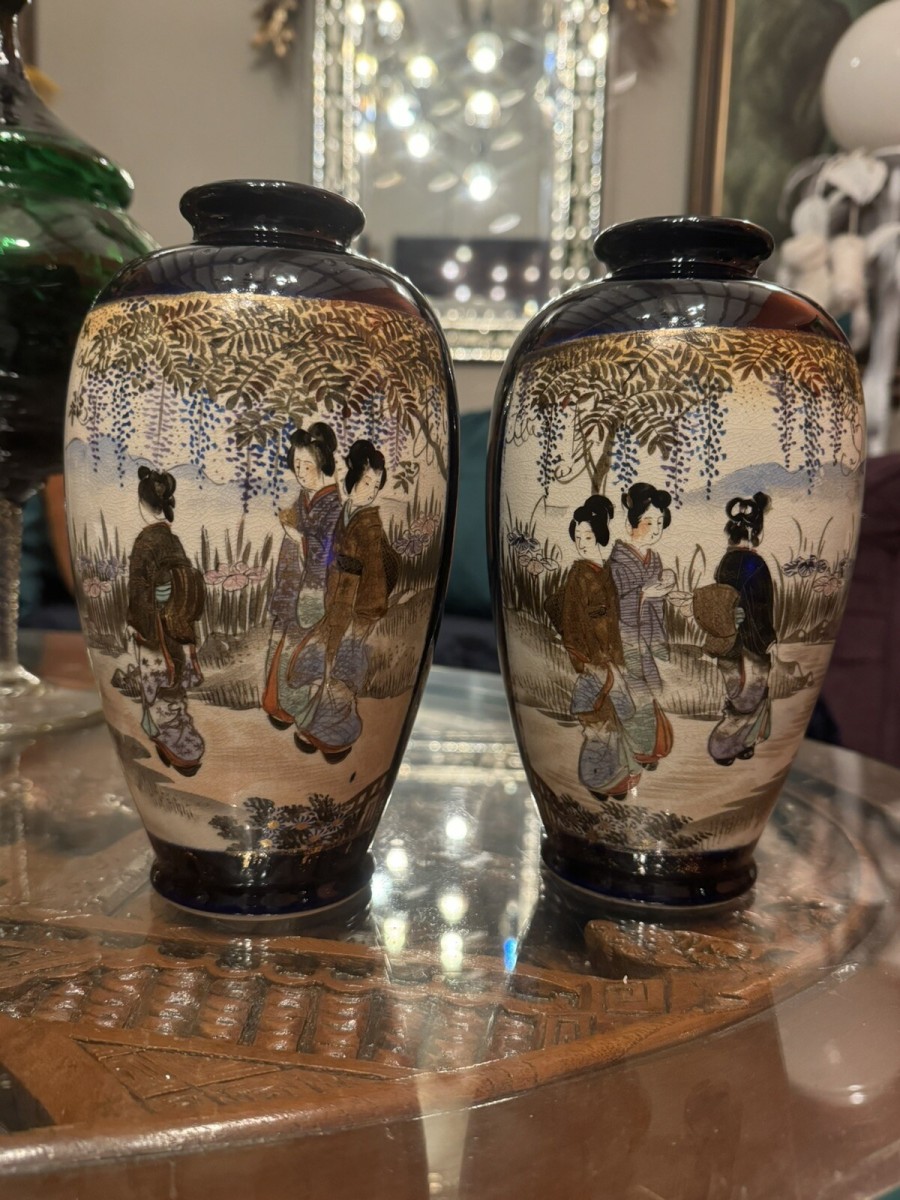 Pair Of Antique 19thc Japanese Porcelain Satsuma Meiji Period Hand Painted Vases