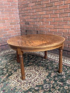 Beautiful Period Louis VXI Influenced Antique Circular Topped Centre Table, With Delicate Central Floral Motif Of Satinwood Inlay And Cross Banded Edges. Stands Upon Four Hand Carved Pillared Corinthian Column Legs.