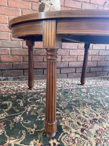 Beautiful Period Louis VXI Influenced Antique Circular Topped Centre Table, With Delicate Central Floral Motif Of Satinwood Inlay And Cross Banded Edges. Stands Upon Four Hand Carved Pillared Corinthian Column Legs.