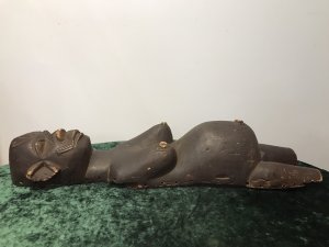 Historic Sculpture Antique Carving 19th Century Zulu Fertility Wood Carving Sculpture. Very Interesting Primitive Tribal Wood Carving. Brought To England Approx 1895 From The Lord Hill Collection. Signs Of Wear Conductive To Age And Usage.