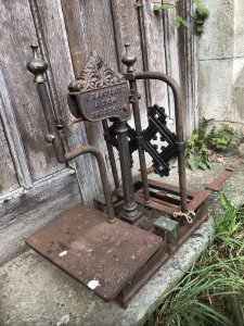 Rare Cast Iron And Bronze Millers Scale By Bartlett And Son Bristol Very Ornate With Bronze Plaque And Turned Finials Originally Used For Weighing Grain Stunning Original Victorian Engineering In Working Order Dimensions In Inches Height 25” Width 28” Depth 14” Weight Approx 90kg