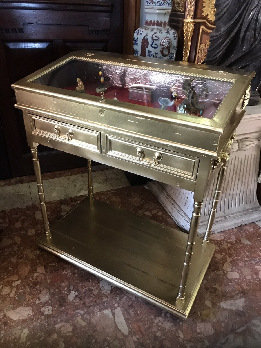 Fine Vintage Elegance French Guiltwood Bijouterie Cabinet
