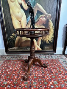 Wonderfully Elegant Georgian Style Wine Table In Solid Elmwood. Quality Reproduction Piece In Stunning Condition.